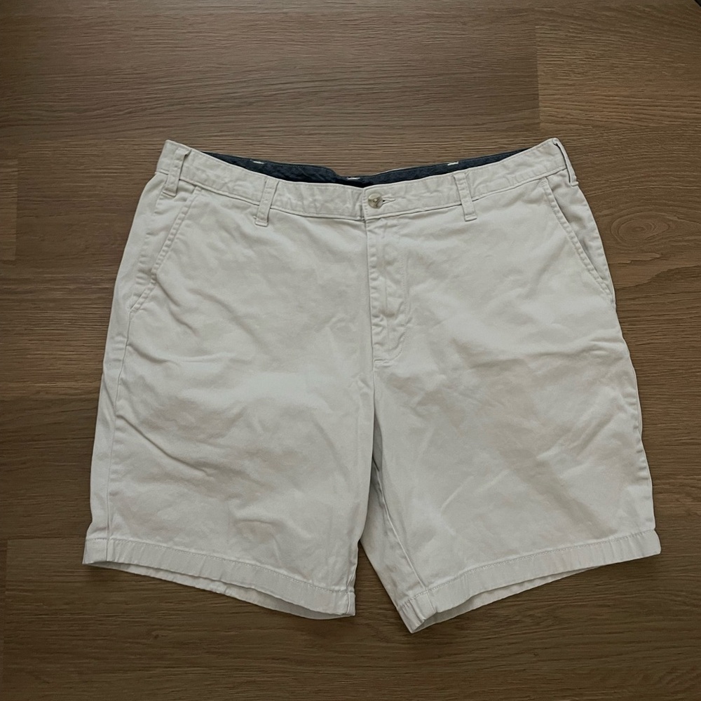 Nautica Men's Tan Flat Front Shorts